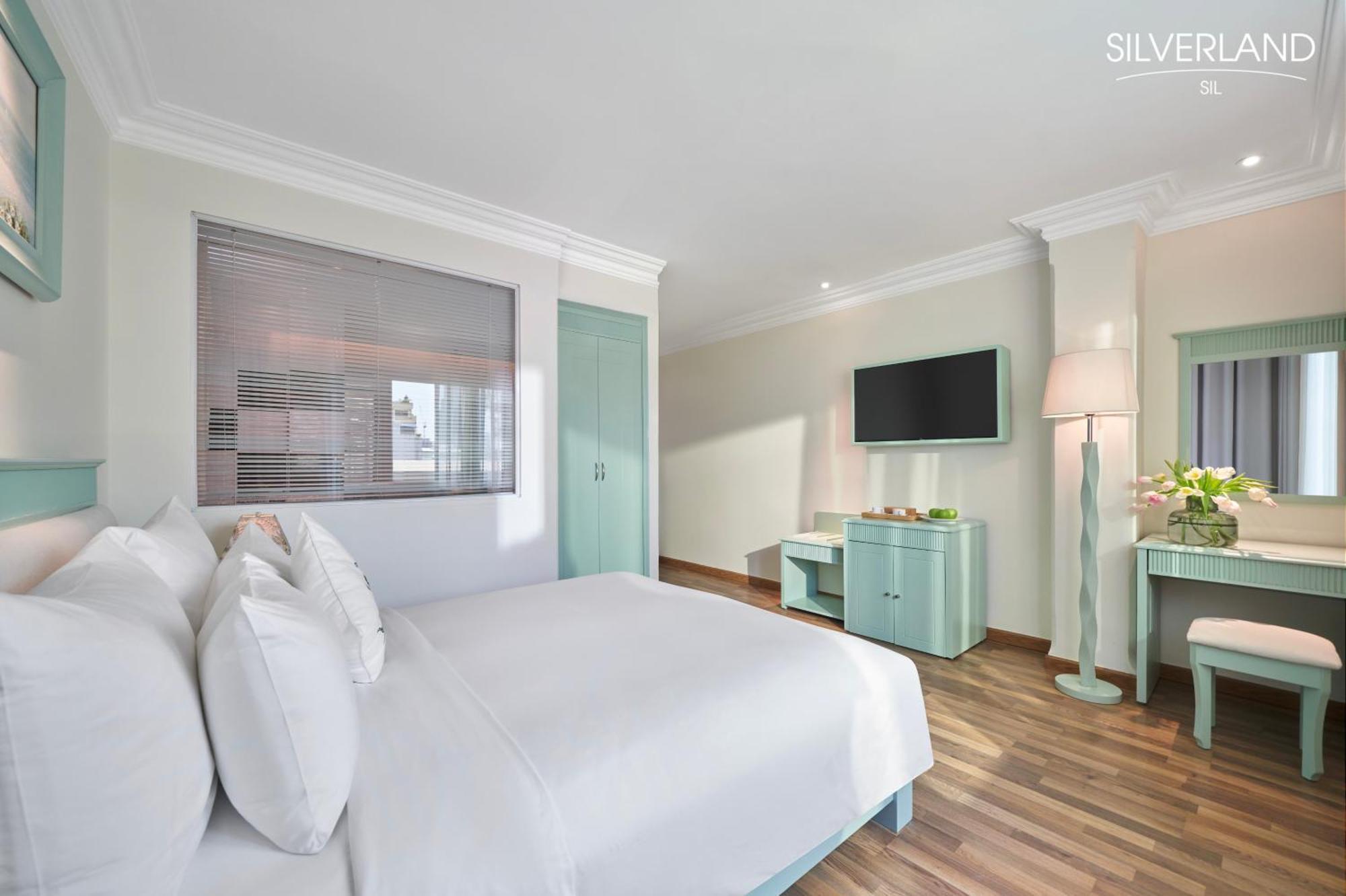 Silverland Sil Hotel Ho Chi Minh City Exterior photo